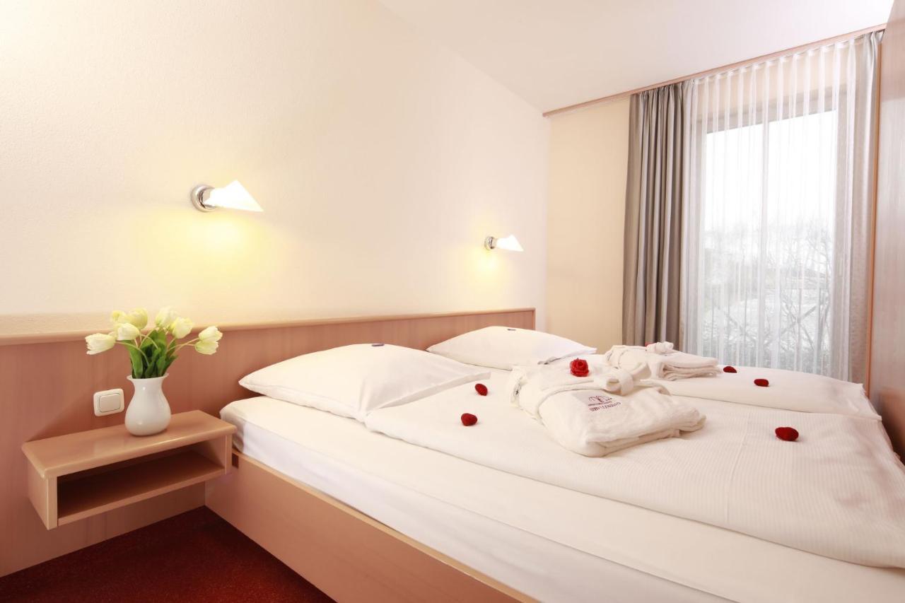 Appartement-Hotel Sibyllenbad Нойальбенройт Экстерьер фото
